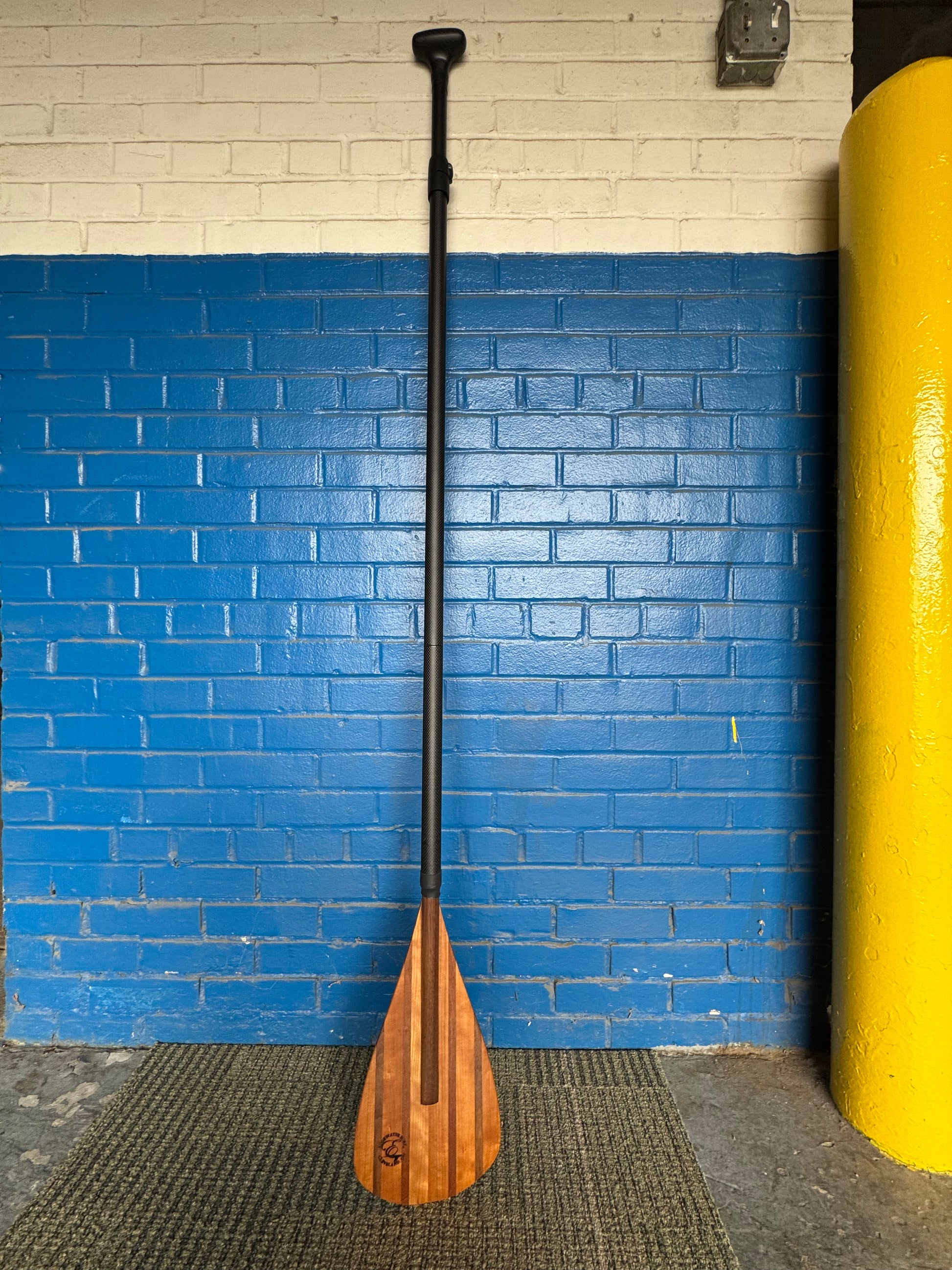 Custom paddleboard paddle from Edgewater Surf in Rocky River Ohio