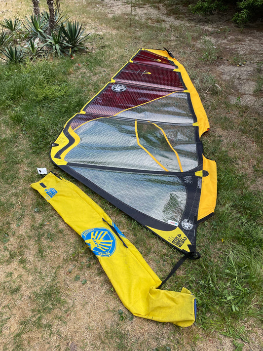 Ezzy Sail Used