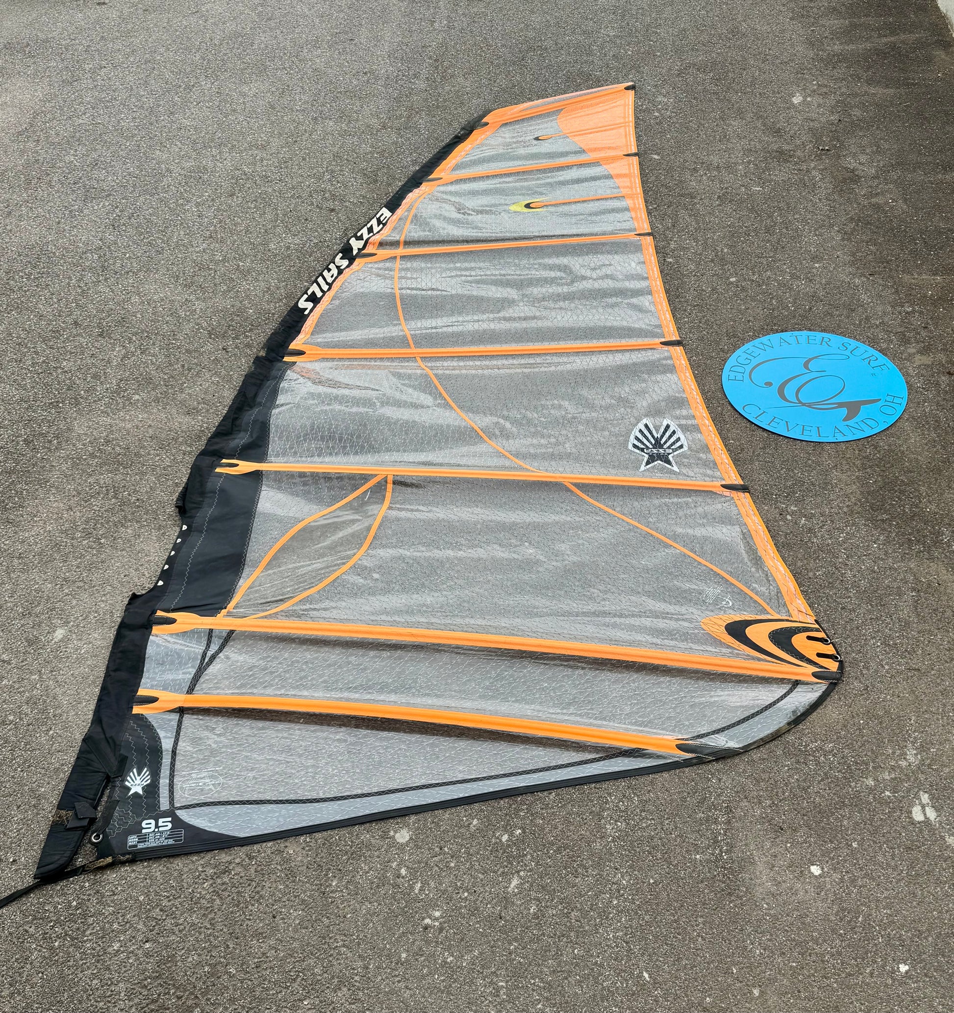 Ezzy Infinity 9.5 used windsurf sail in C+ condition at Edgewater Surf
